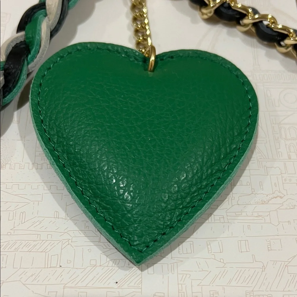 La Via | Italian Leather Heart Bag Charm 💚 - Picture 4 of 12